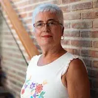 Linda R